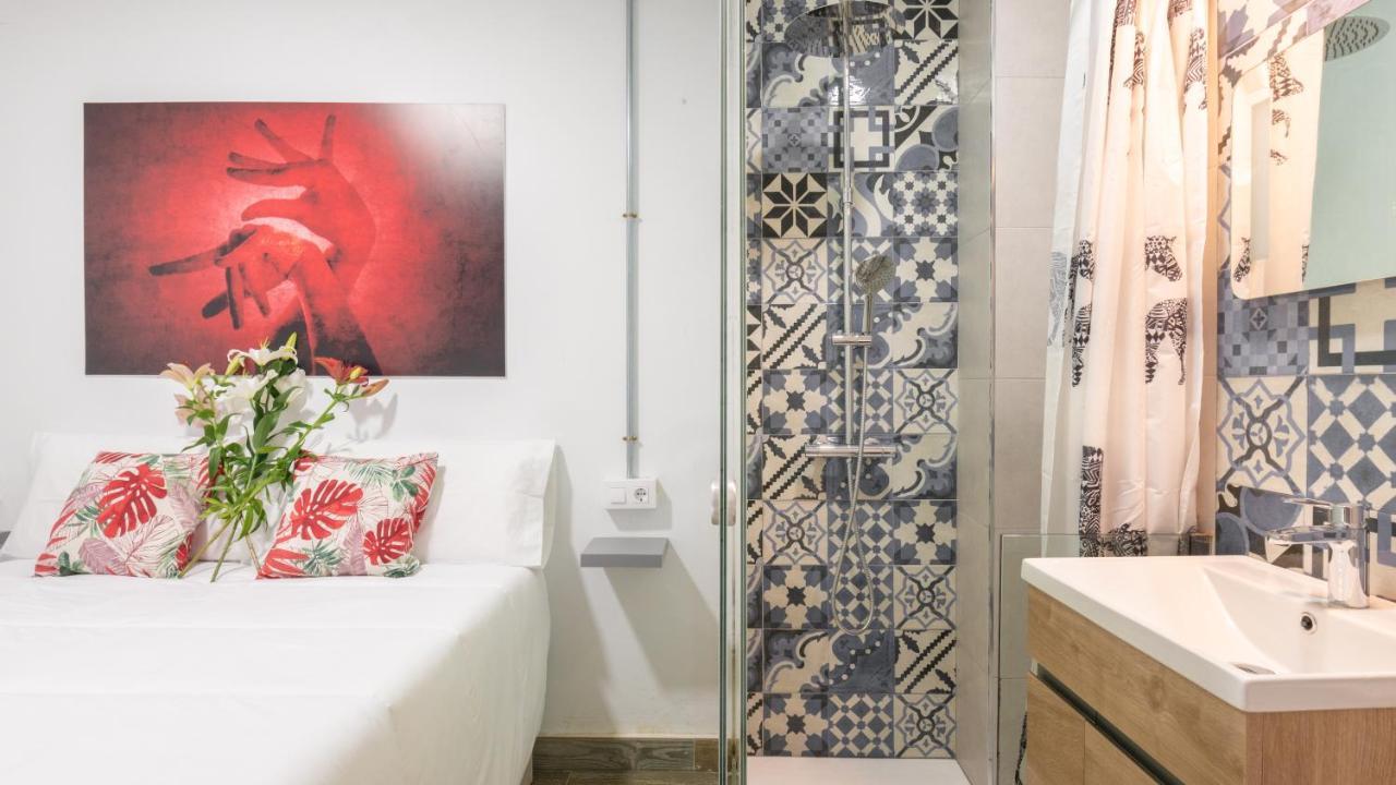 Guesthouse Room & Studio Seville La Flamenka Dış mekan fotoğraf